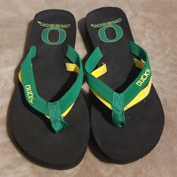 oregon ducks flip flops